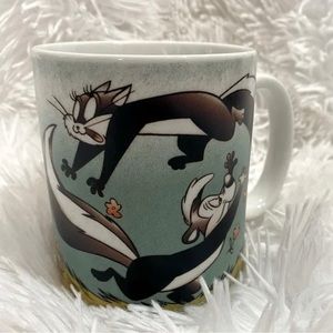 Vintage 1994 Looney Tunes sun signs Pisces mug pepe le pew